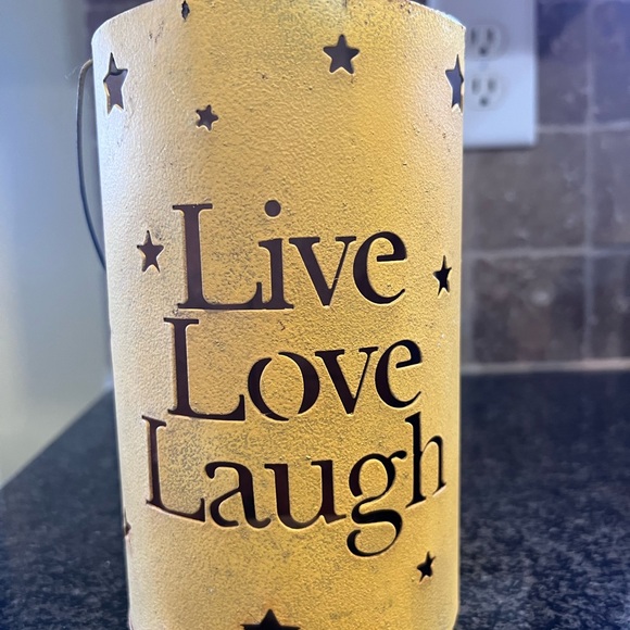 Metal cut out luminary ready for you to place a candle in. - Picture 5 of 7